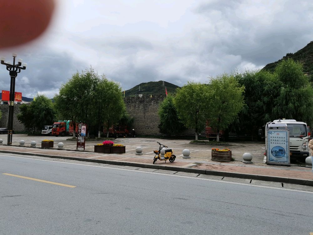 松州古城游客中心-地上停车场