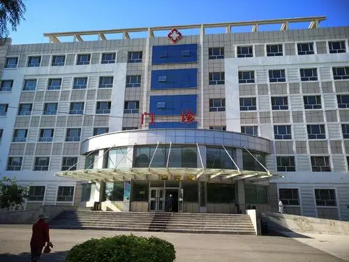 新疆生产建设兵团第六师芳草湖农场医院