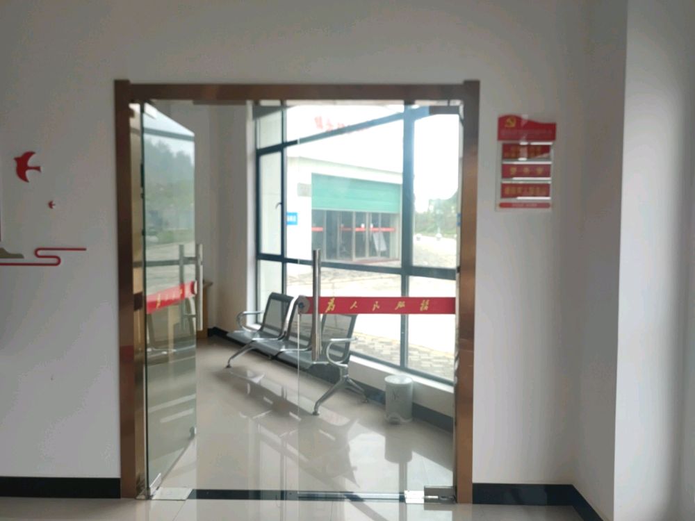 江西省赣州市全南县龙源坝镇头村退役军人服务站