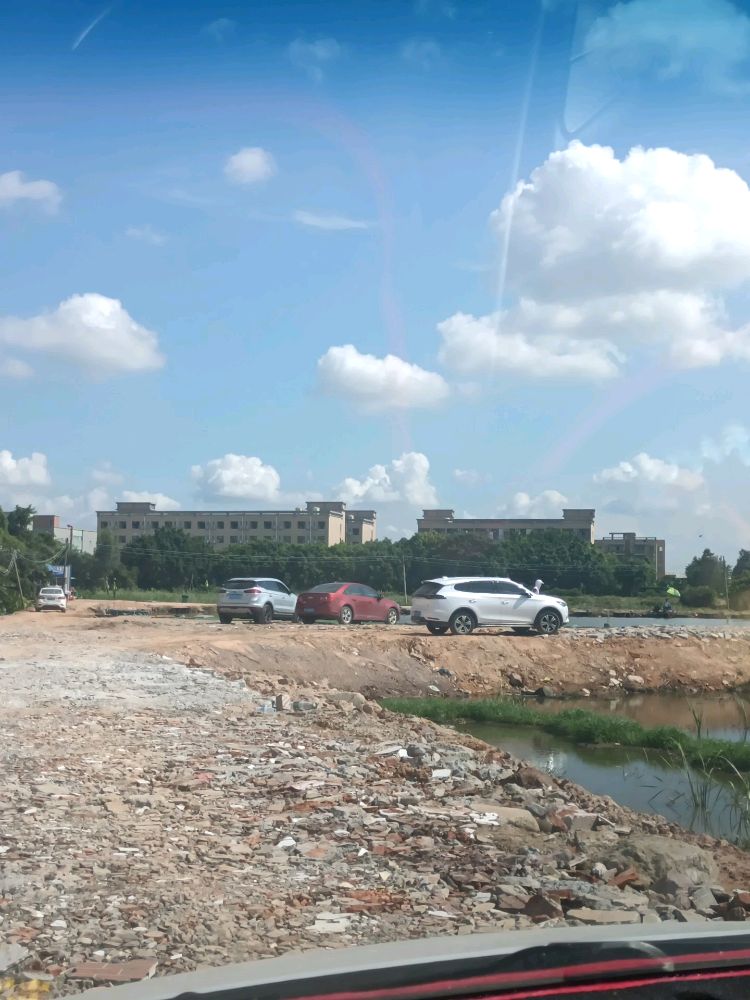 钓鱼郎休闲垂钓园