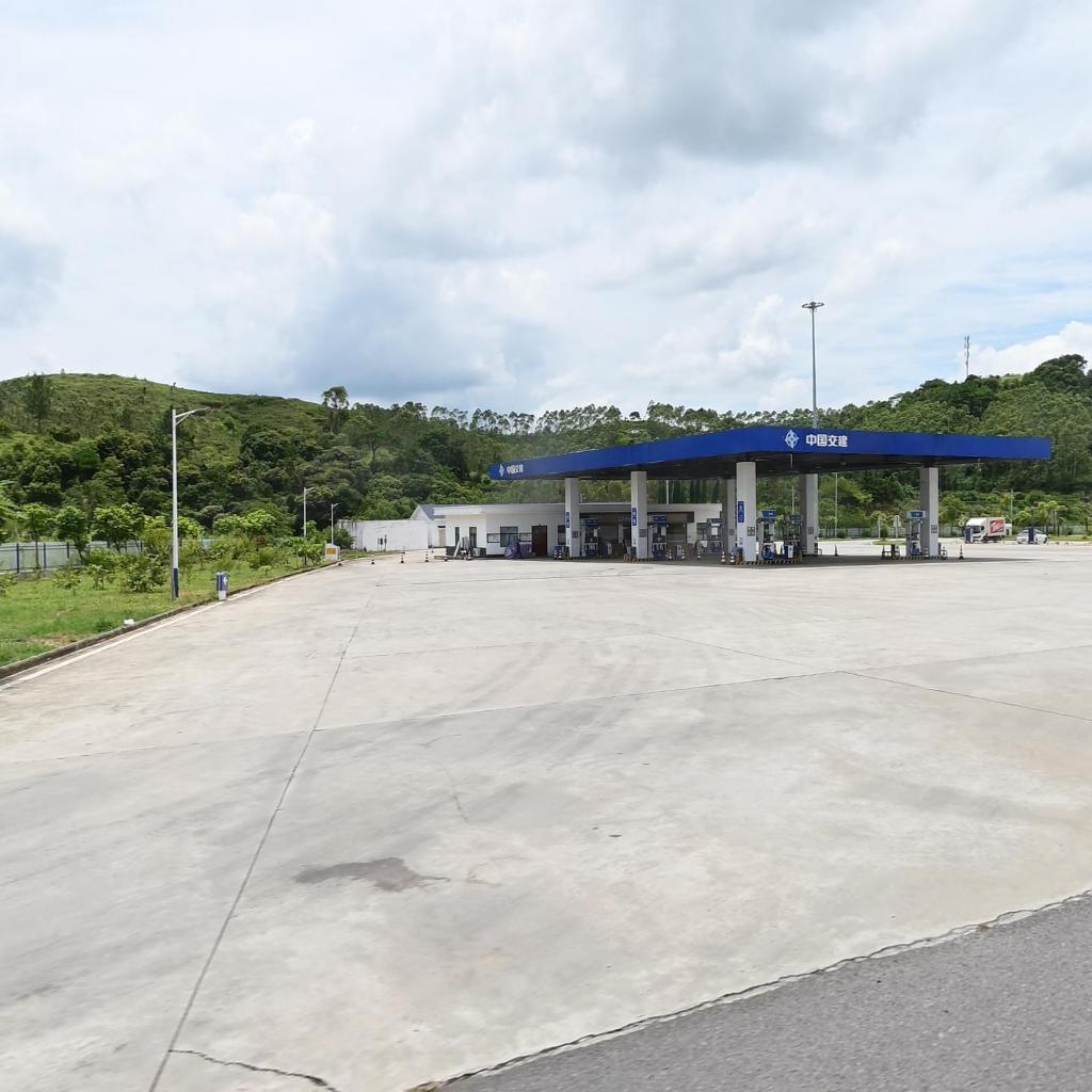 中国交建加油站(陆川服务区西区站)
