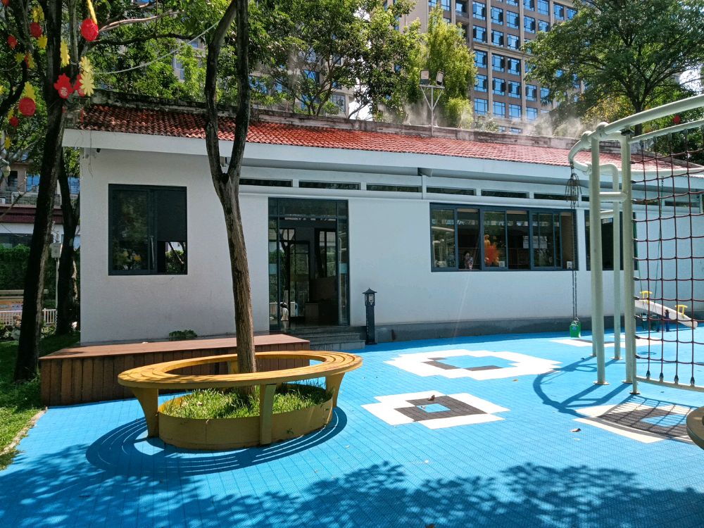 江滨公园市民共享书屋