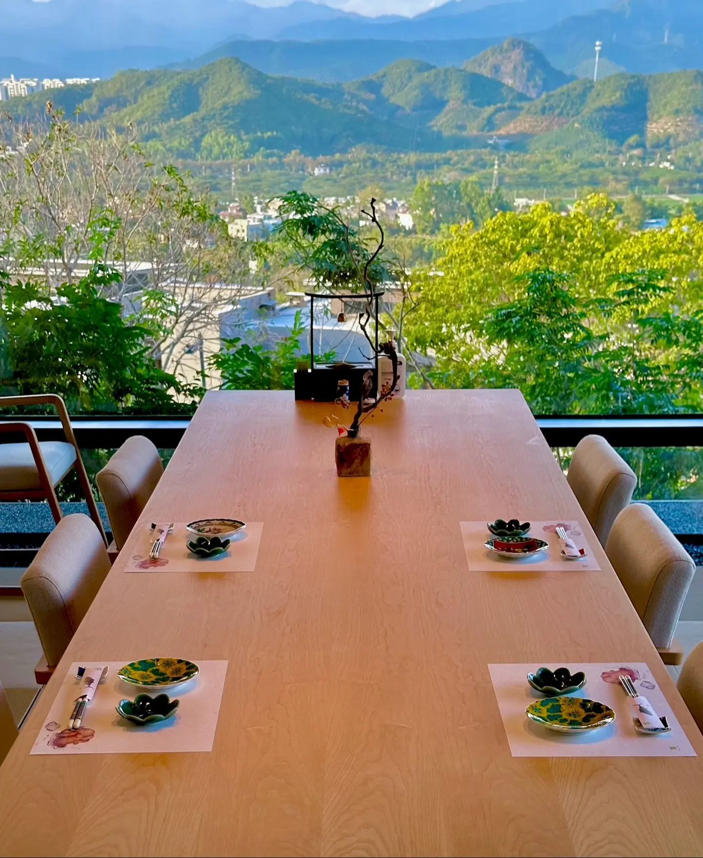 四叶(三亚)餐饮管理有限公司