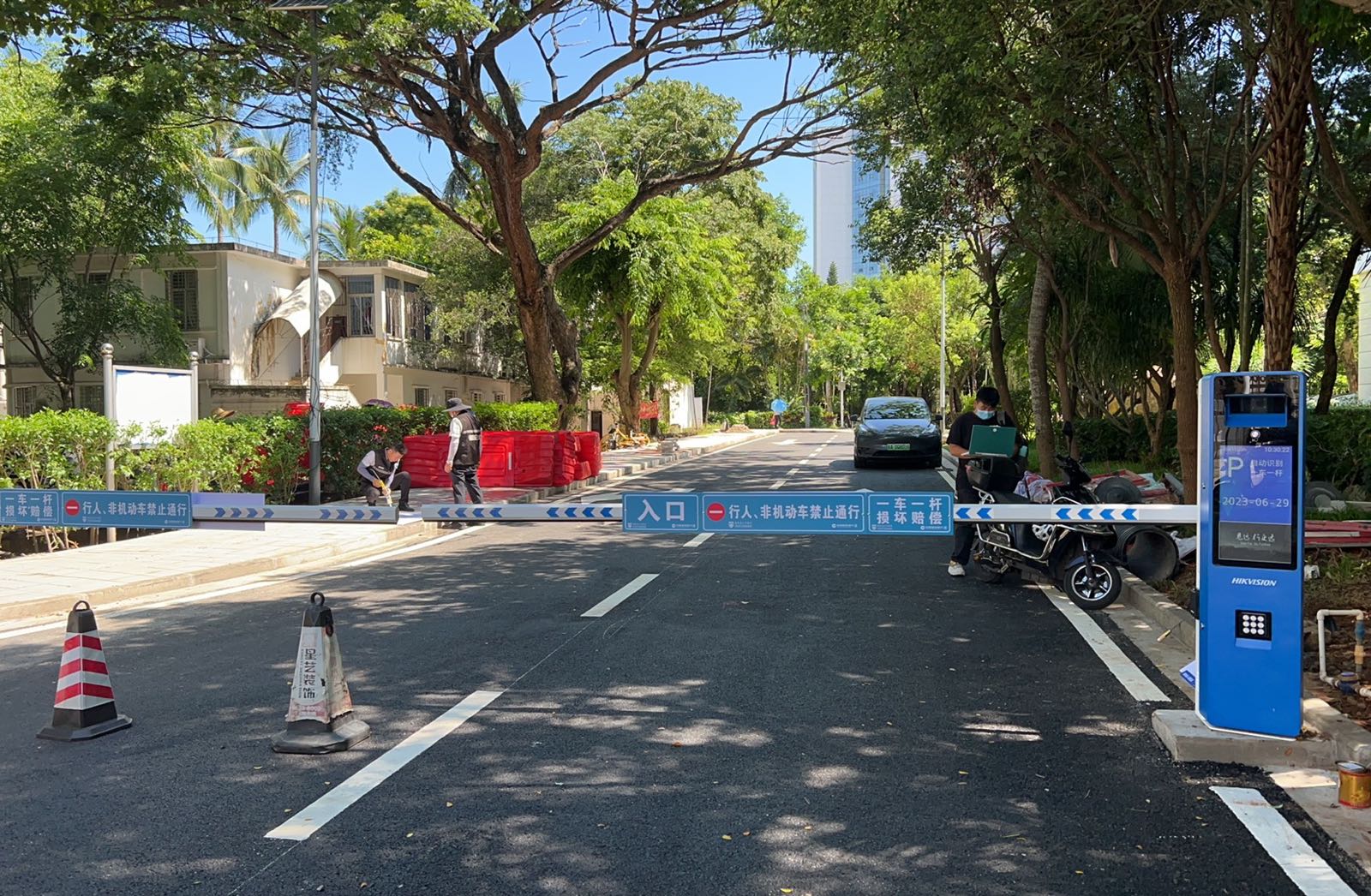 海南省人民医院-南门