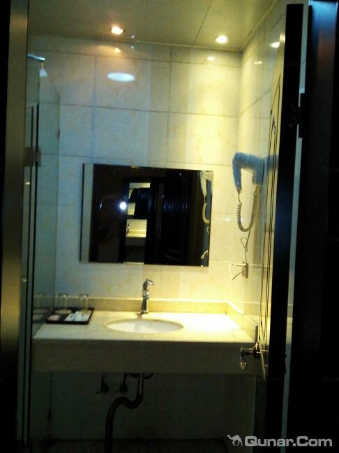 雅安金瑞商务酒店