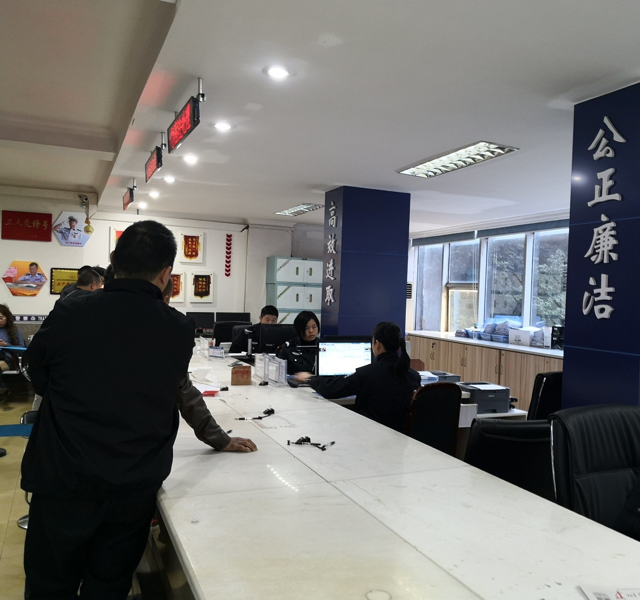 达州市交警支队直属二大队特勤中队