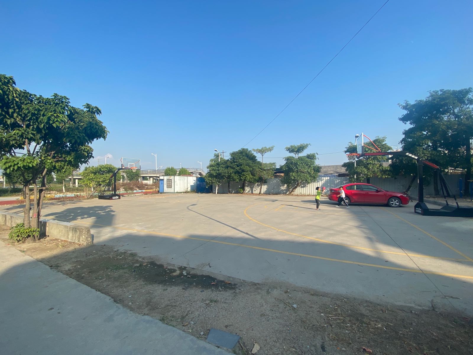 砖仔村-篮球场