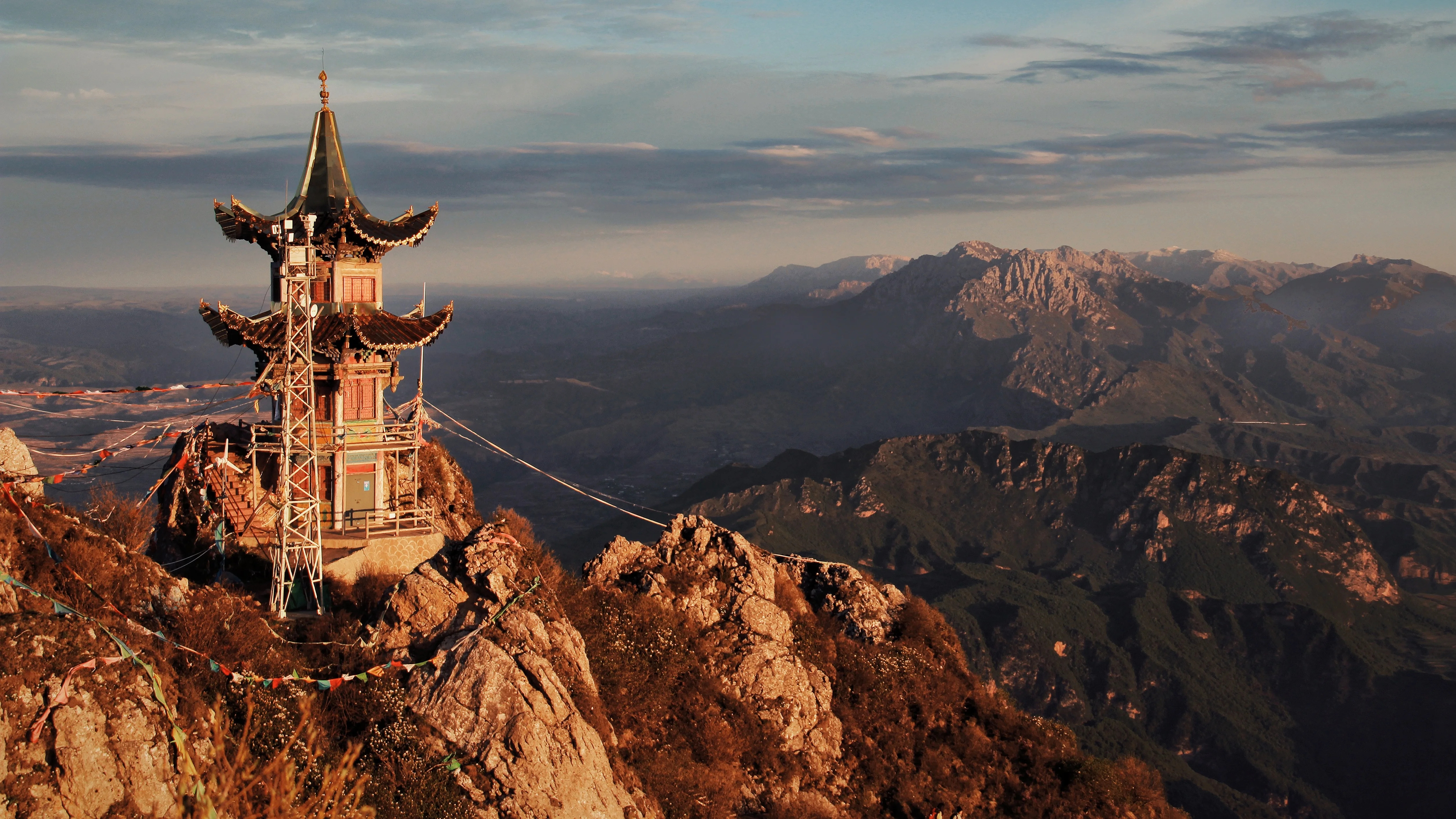 甘肃莲花山国家级自然保护区管理局