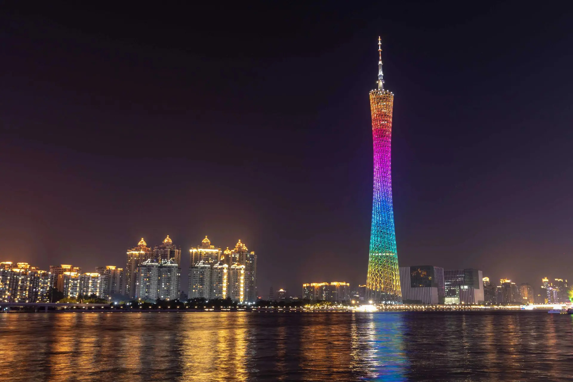 东莞市李永波羽毛球学校