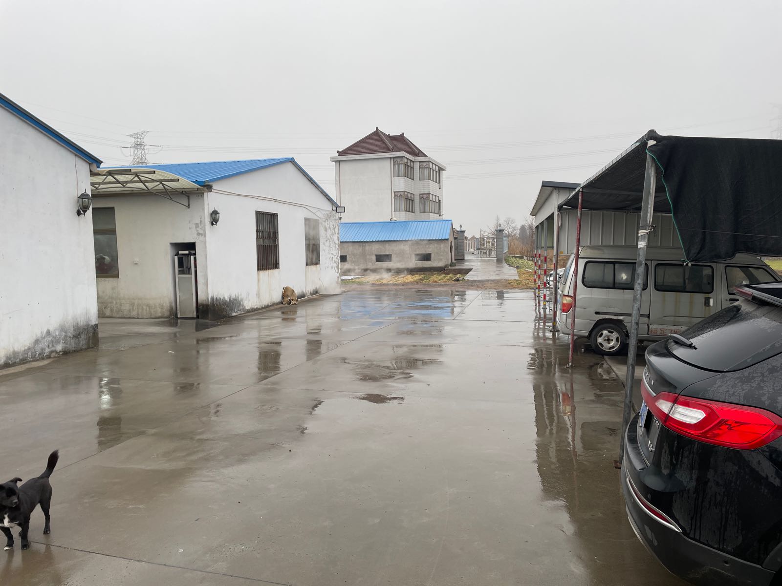 江苏省南通市如东县丰利镇张家园制衣厂