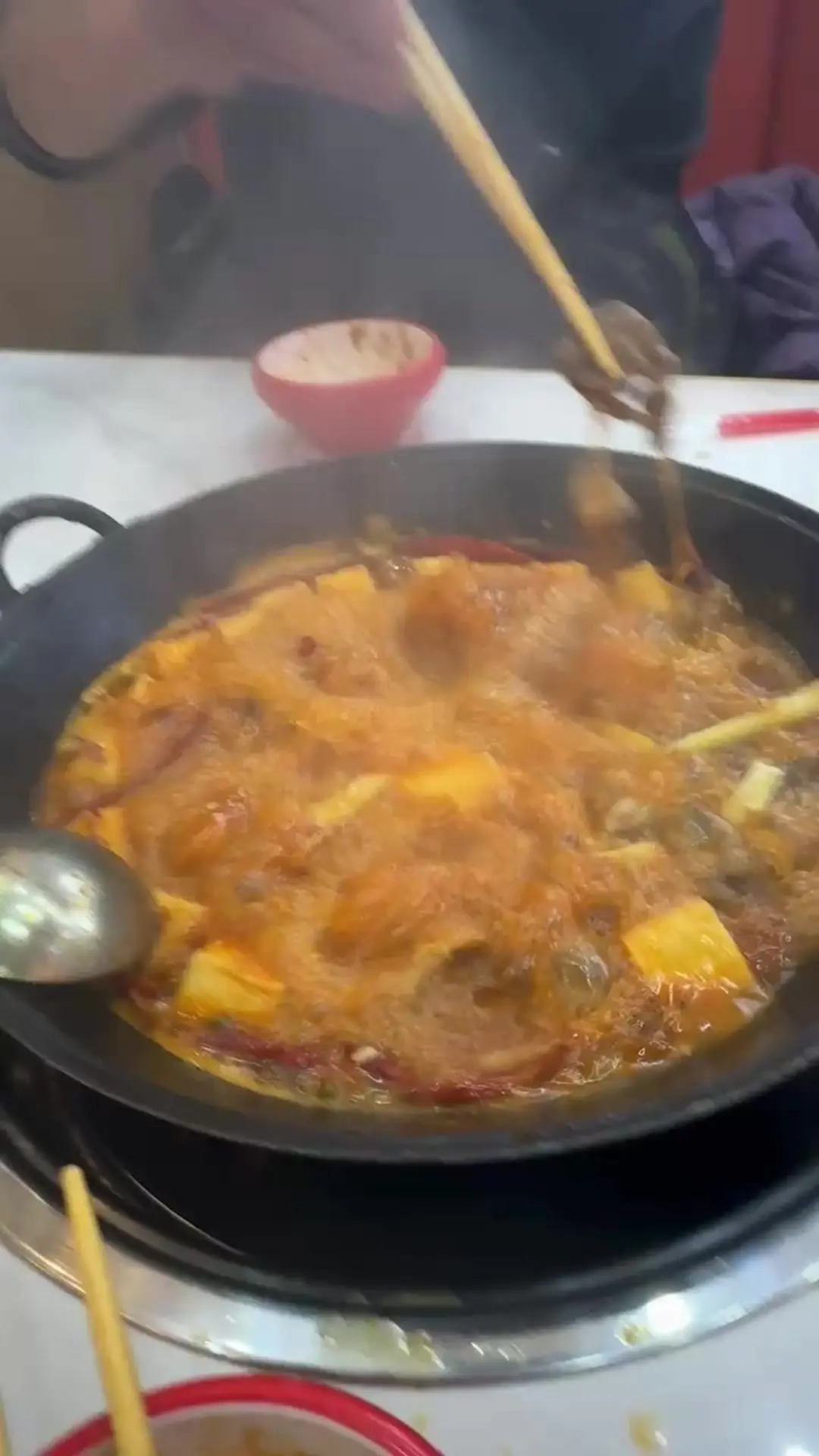 伊大锅藏牦牛肉火锅干锅店