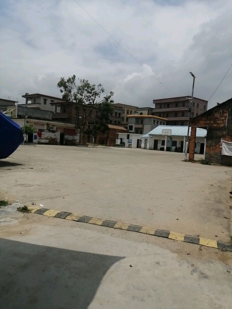 北相坡灯光球场