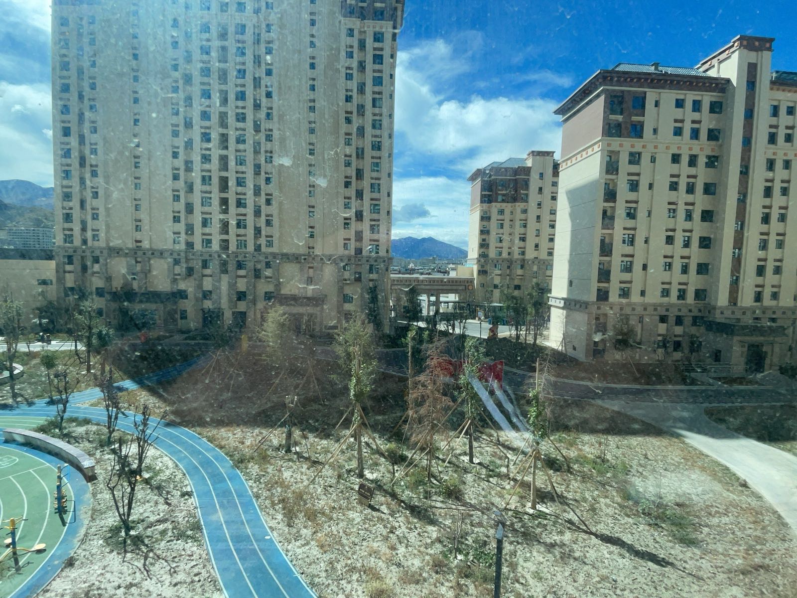 山南市幸福家园-B区