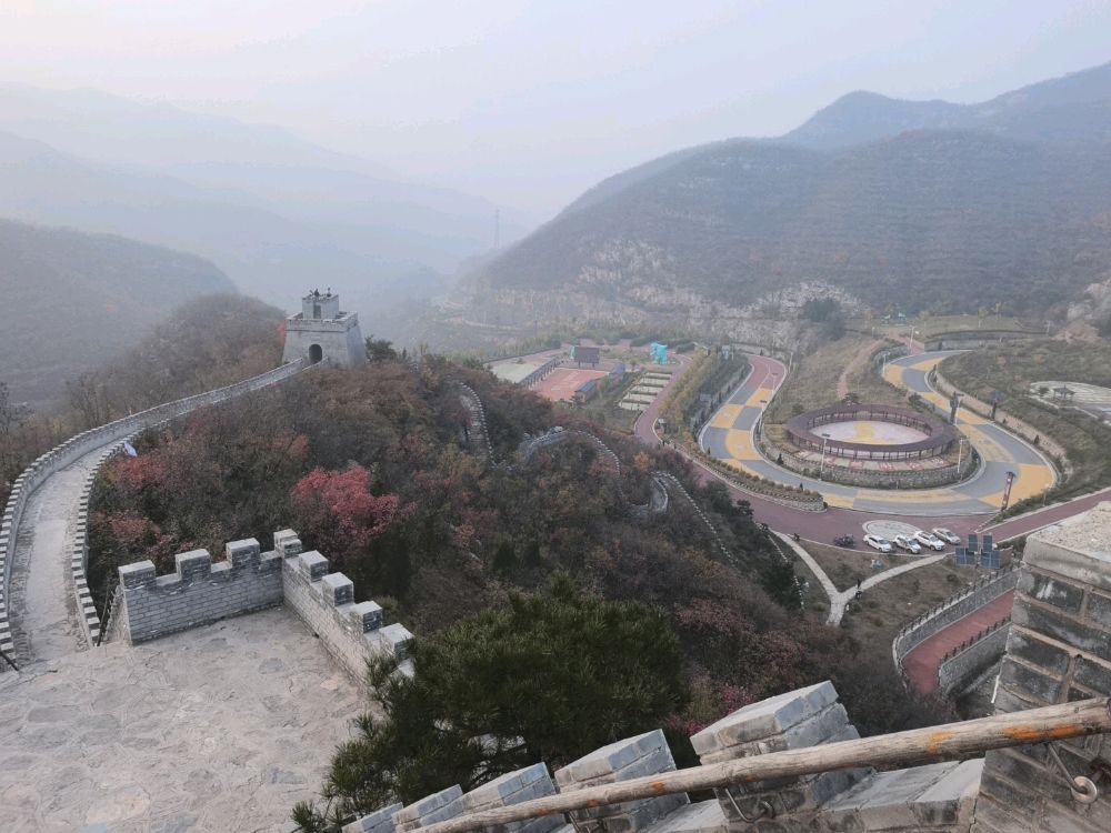 太行一号旅游公路龙鼎湖观景台