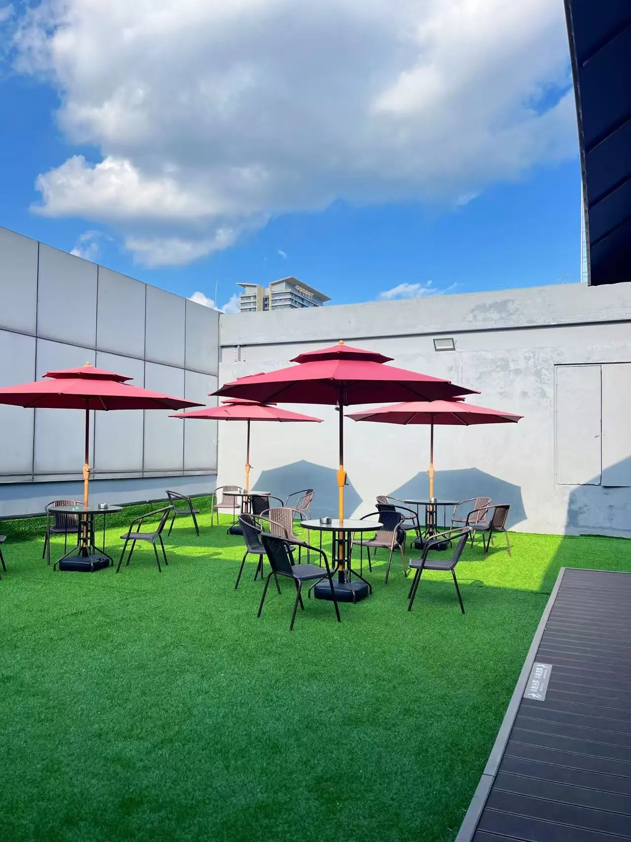 羽动空间羽毛球馆