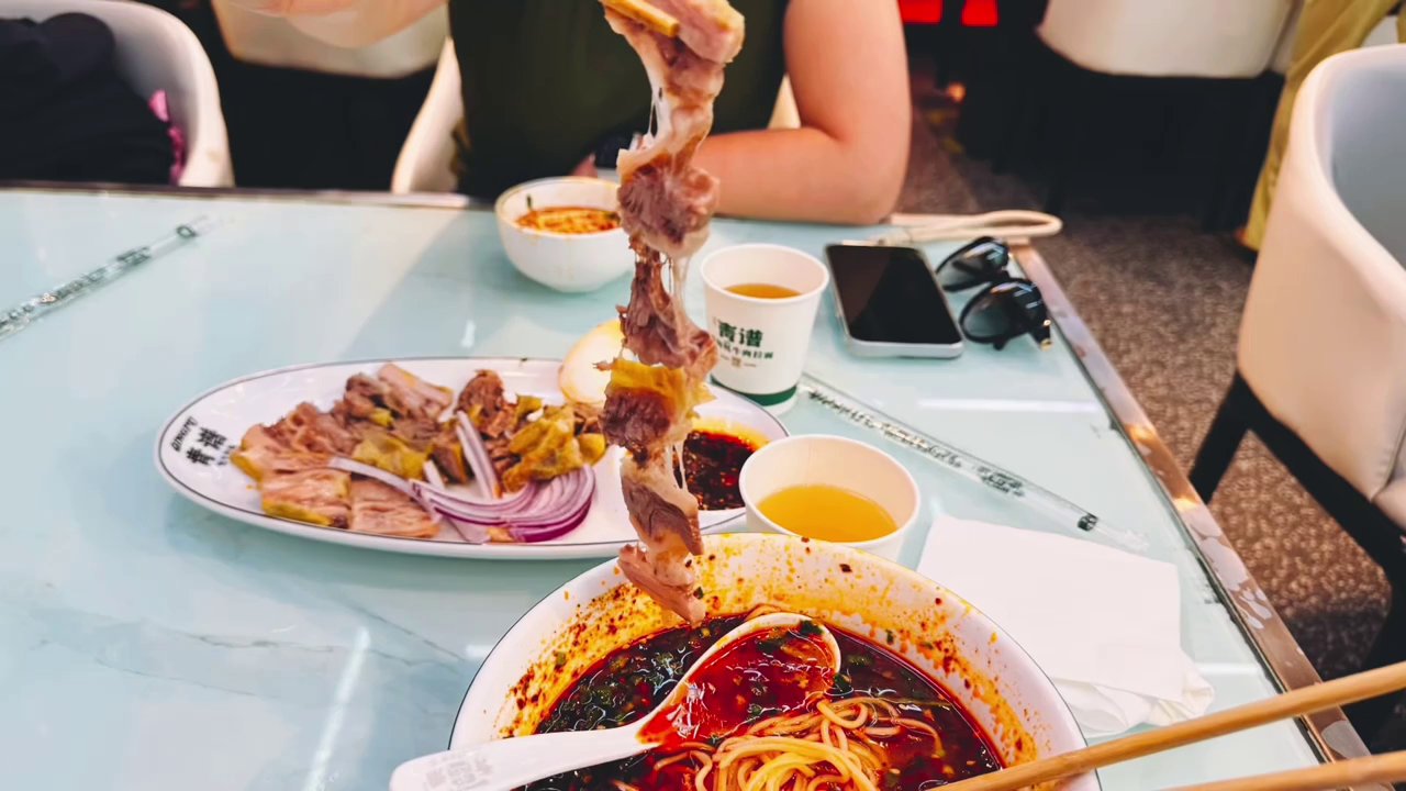 莫家街美食城