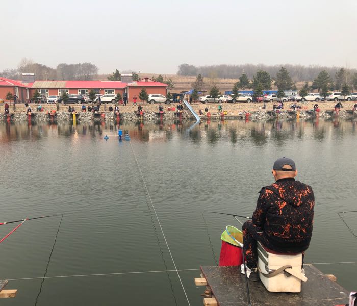 莲花山钓鱼场