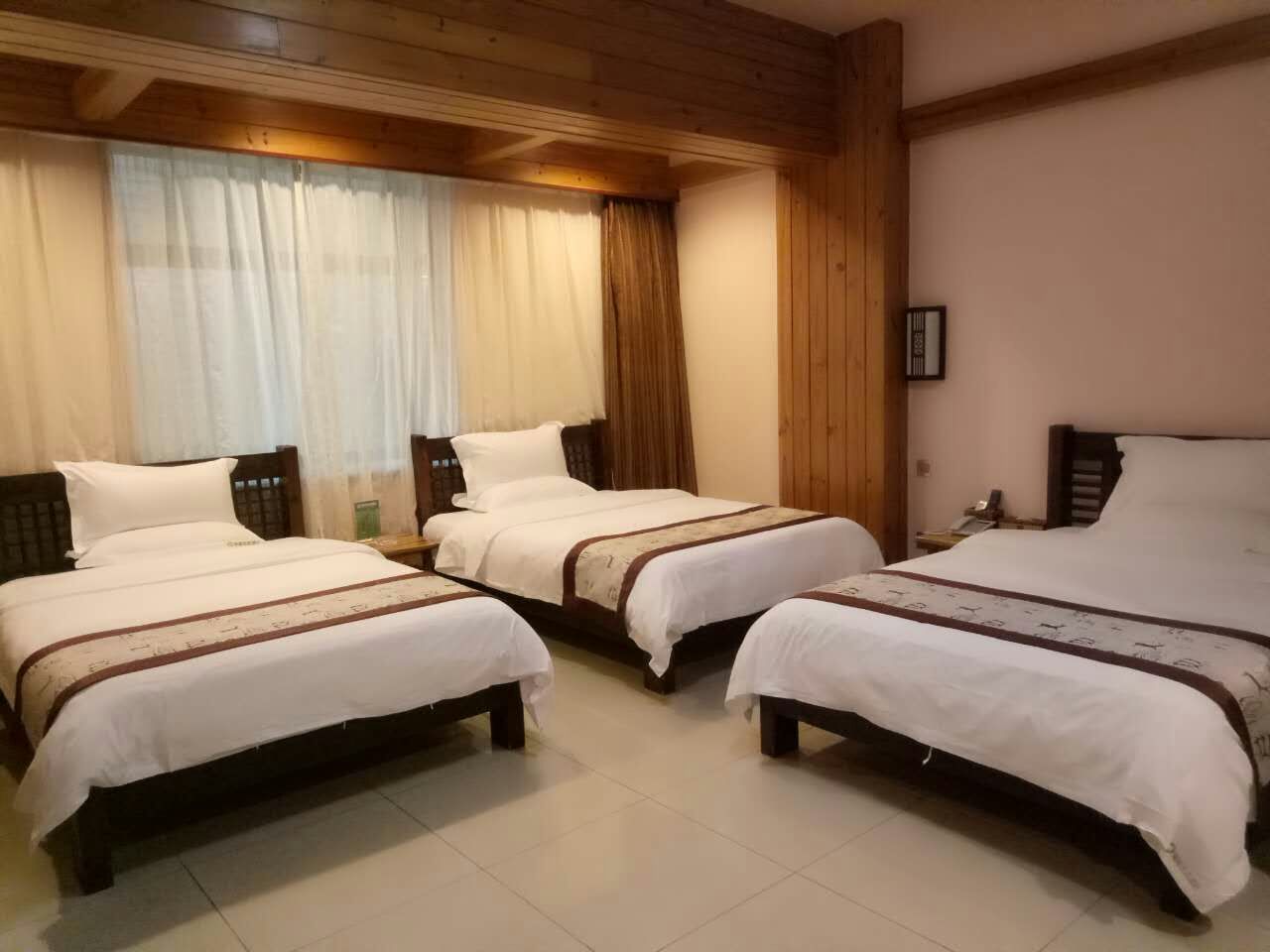 海口富林生态酒店(高铁东站水果市场店)