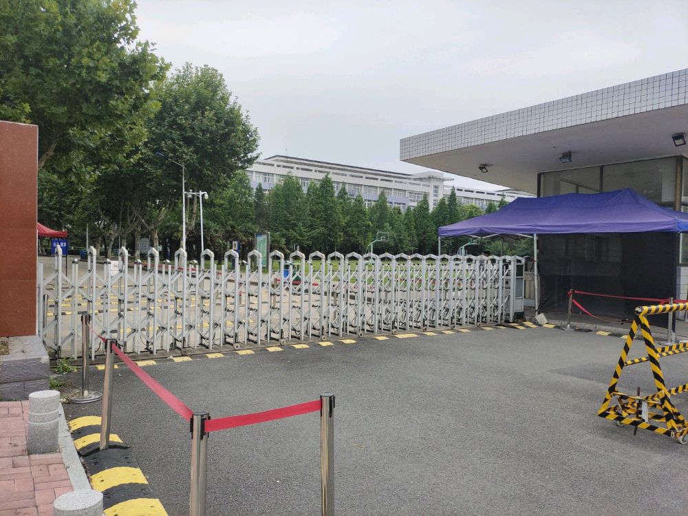 蚌埠学院-北门