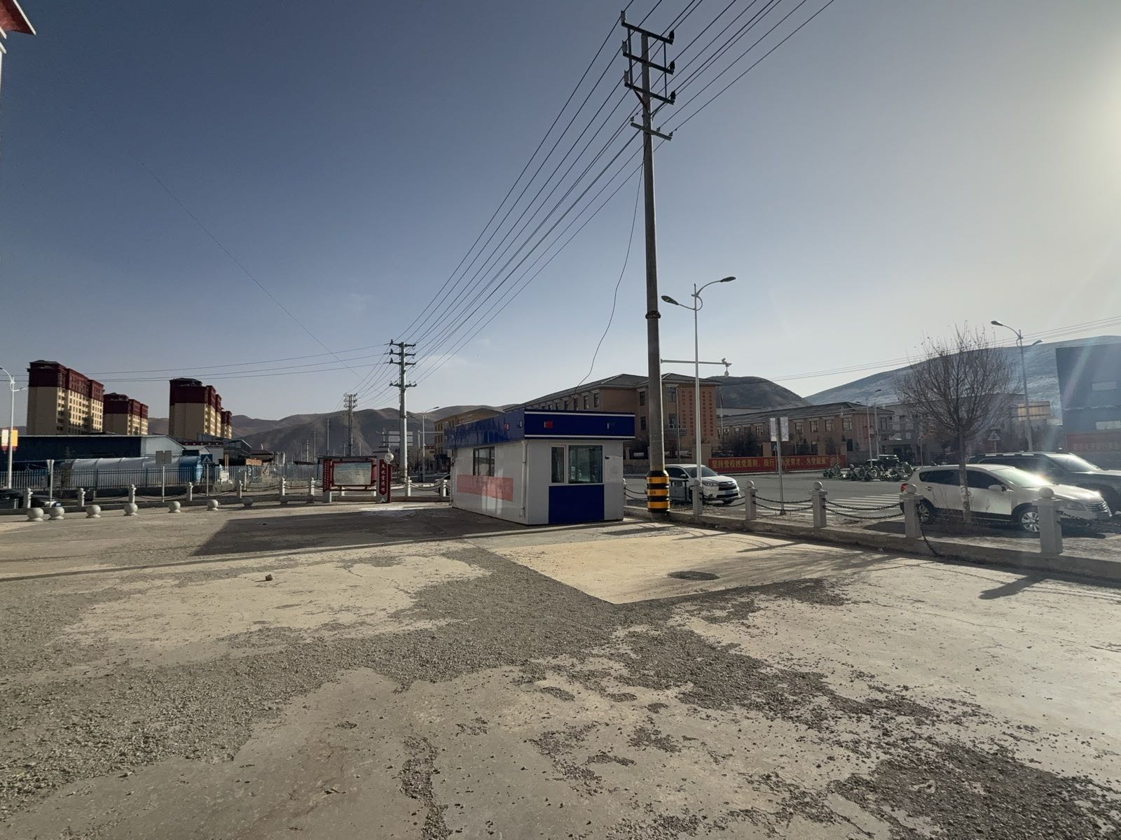 国家税务总局久治县税务局办税服务厅