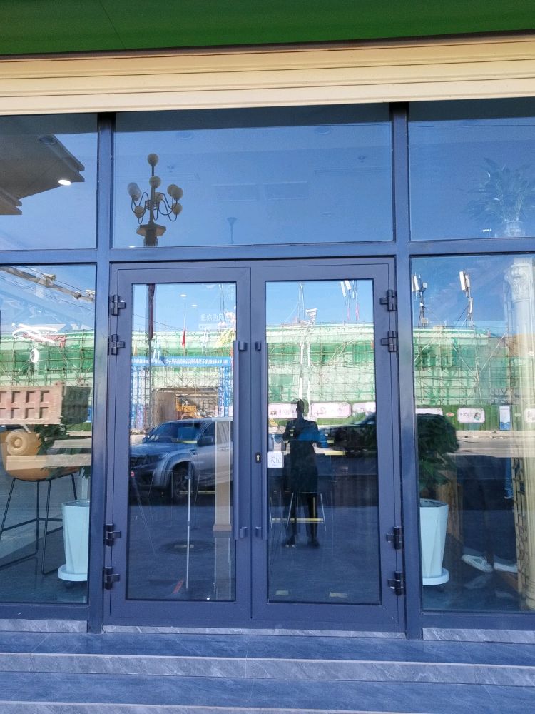 伊园兰泊清真餐厅