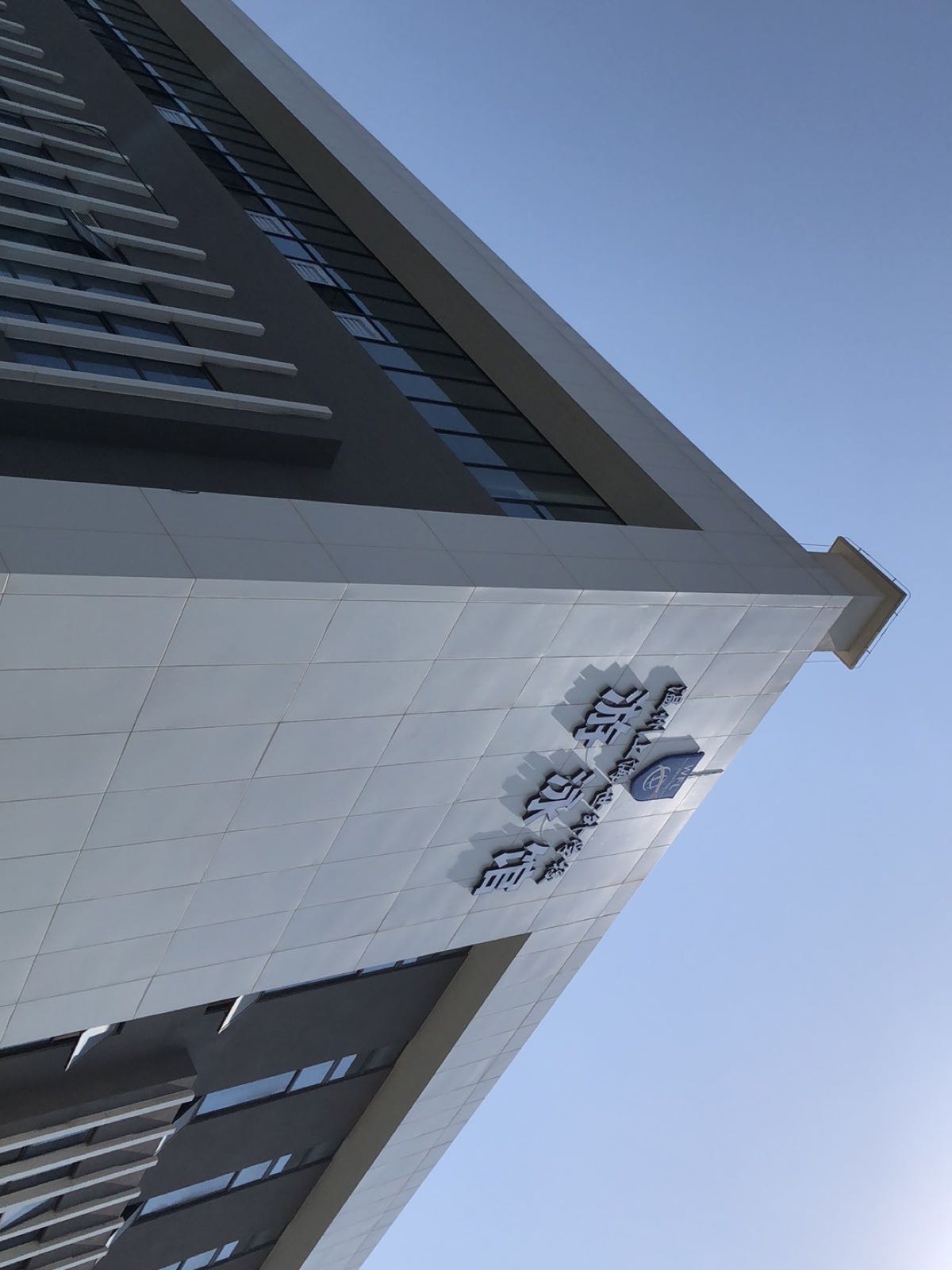 温州上海世外学校-游泳馆