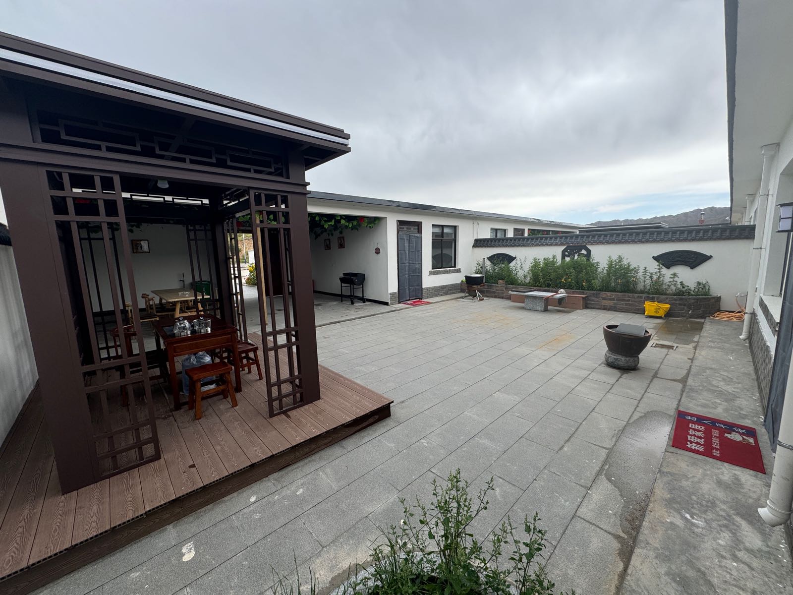 金昌市山水湖畔旅游发展有限公司