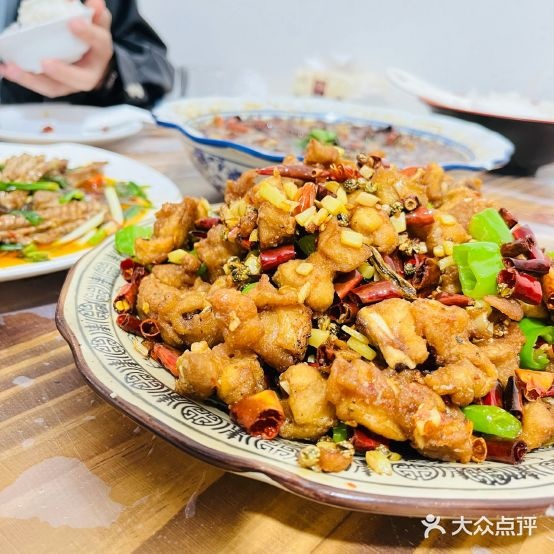 杨氏川味土菜管