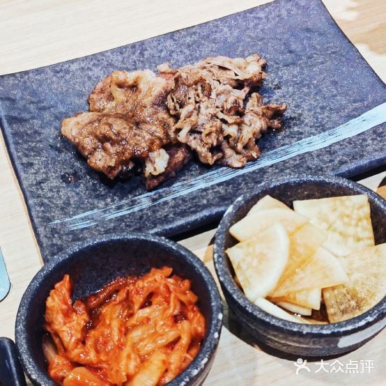 槿拾忆韩式独食靠肉(滨河路店)