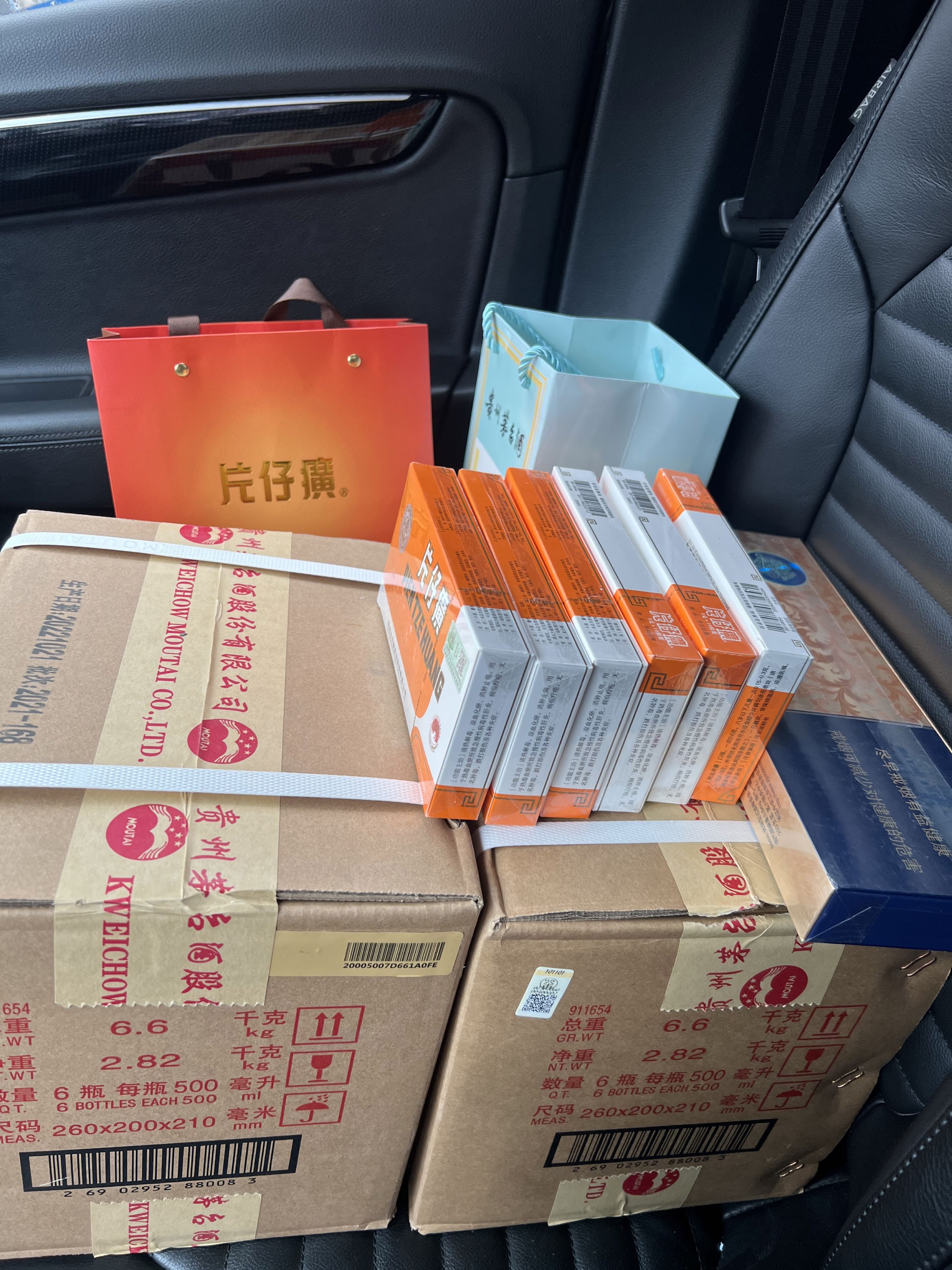 众信烟酒茅台酒冬虫夏草购物卡礼品回收中心