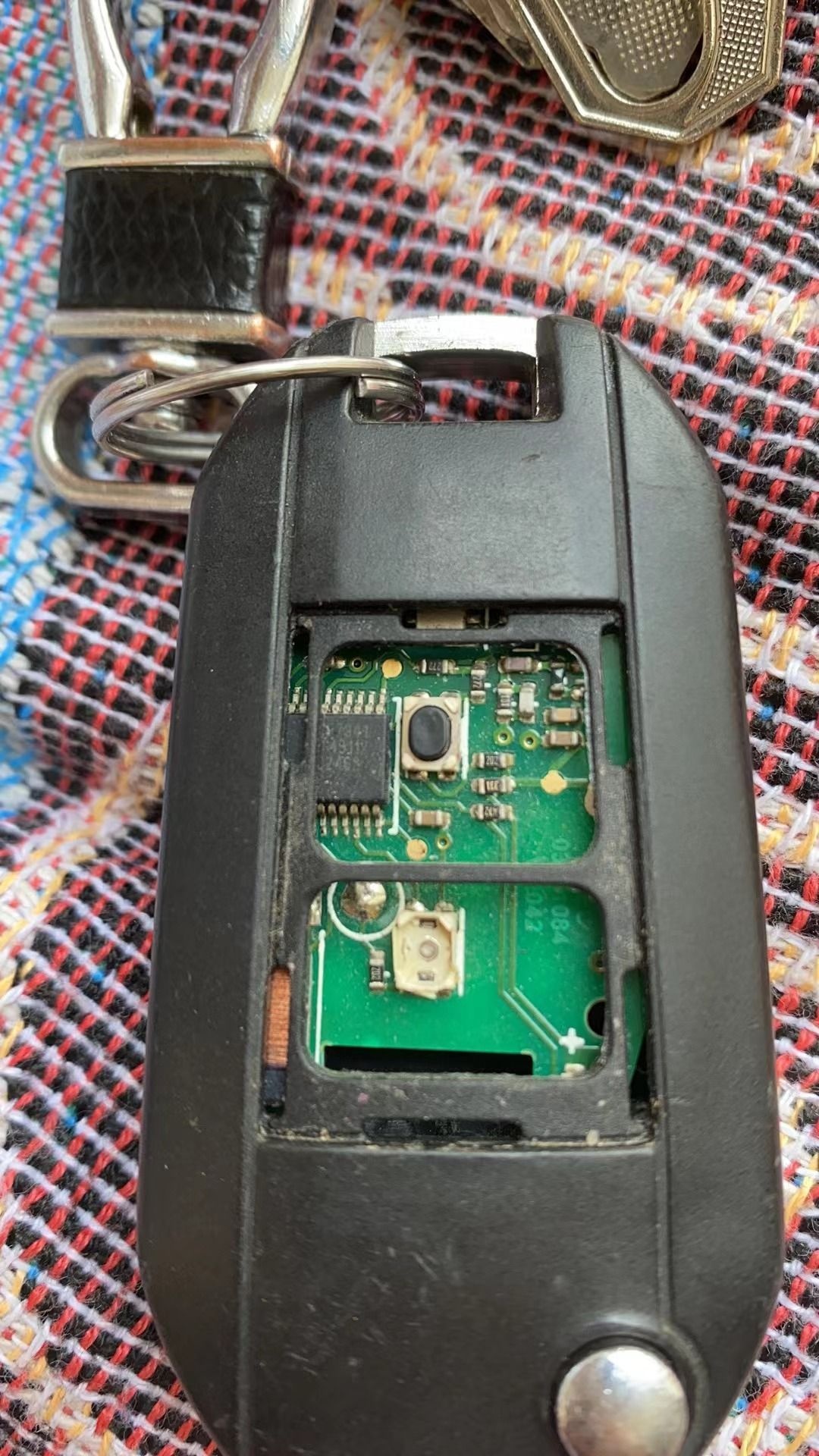 盛祥开锁汽车钥匙