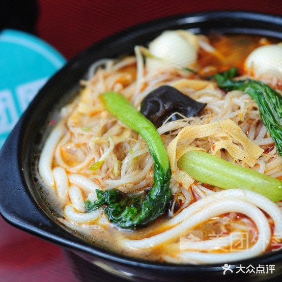 过桥米线(港宁西路店)