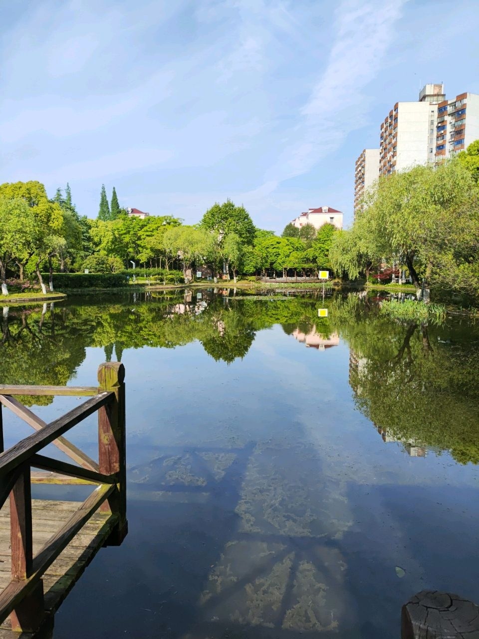 涟漪湖