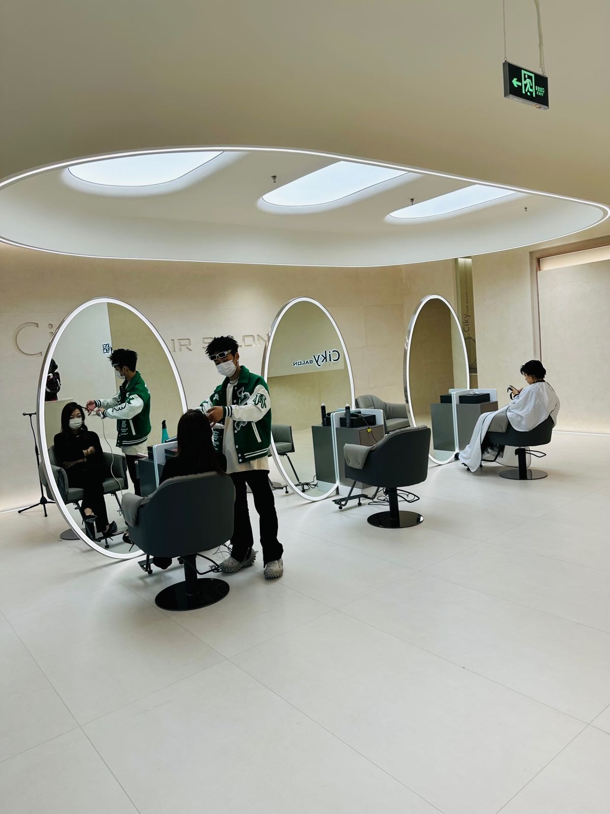 CIKY HAIR SAlON(东城万达店)