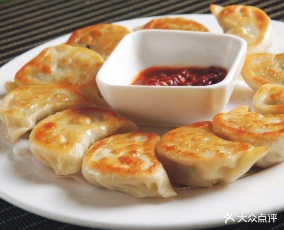 哈尔滨鑫吉饺子馆·纯正东北菜(海岸明珠店)