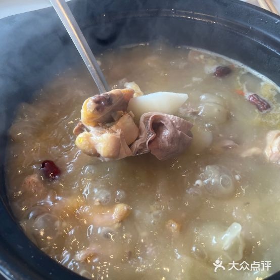 粤丽轩广东一品煲(会展店)