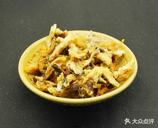 尤卤方怡先吃点