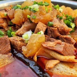 砂锅炖牛(正邦·岭秀城店)