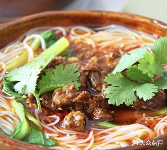 隆林鸡肉粉(城东大道店)
