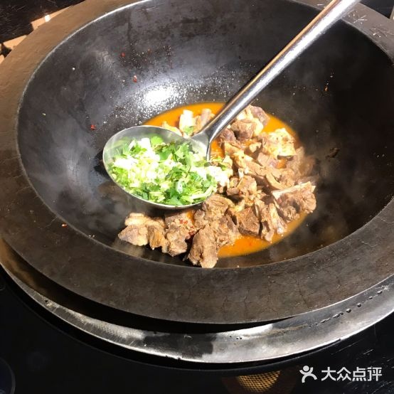 老村长大锅肉(榆林大道店)