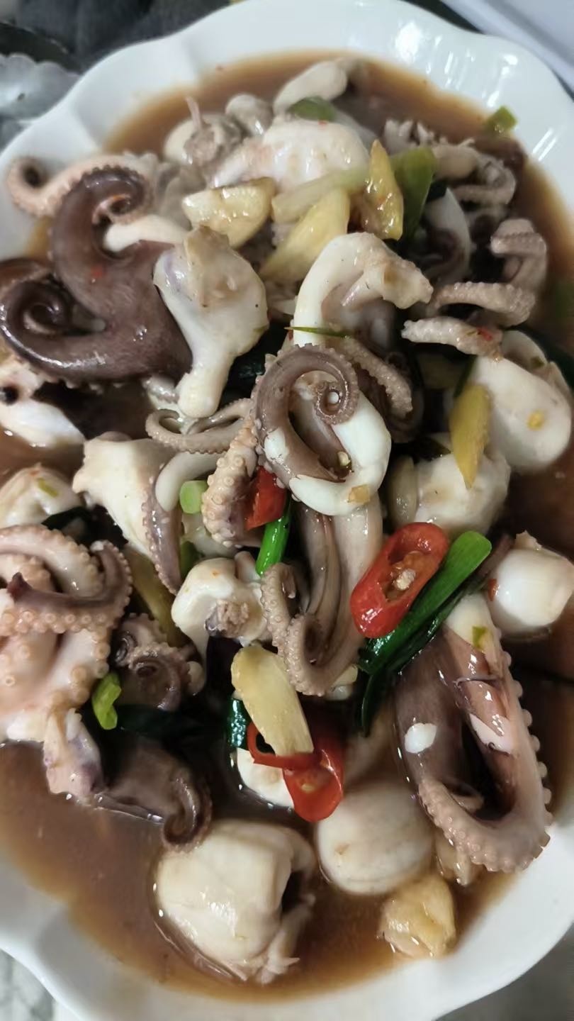 天天石磨肠粉海鲜加工