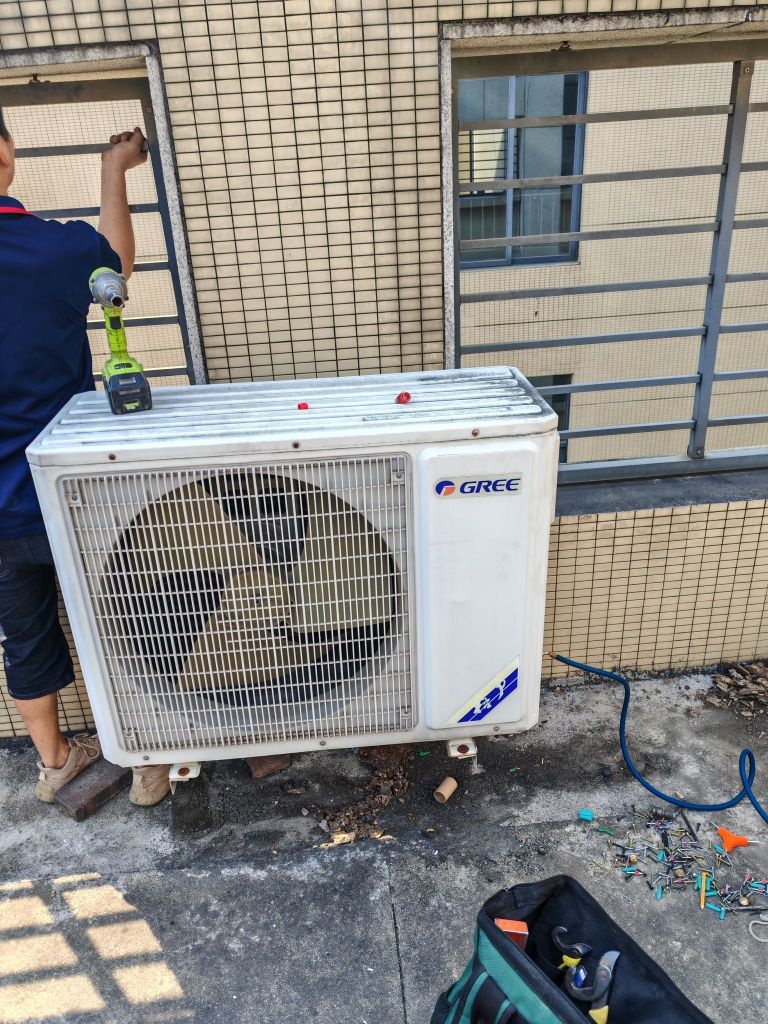 达浩电器空调维修清洗加氟移机