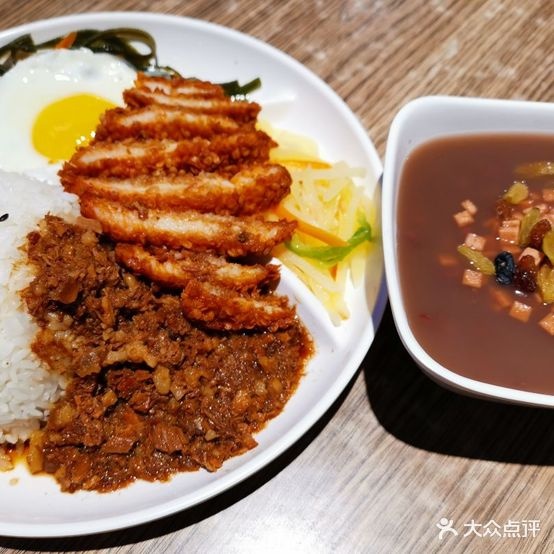 本味卤烤肉饭(中泰店)