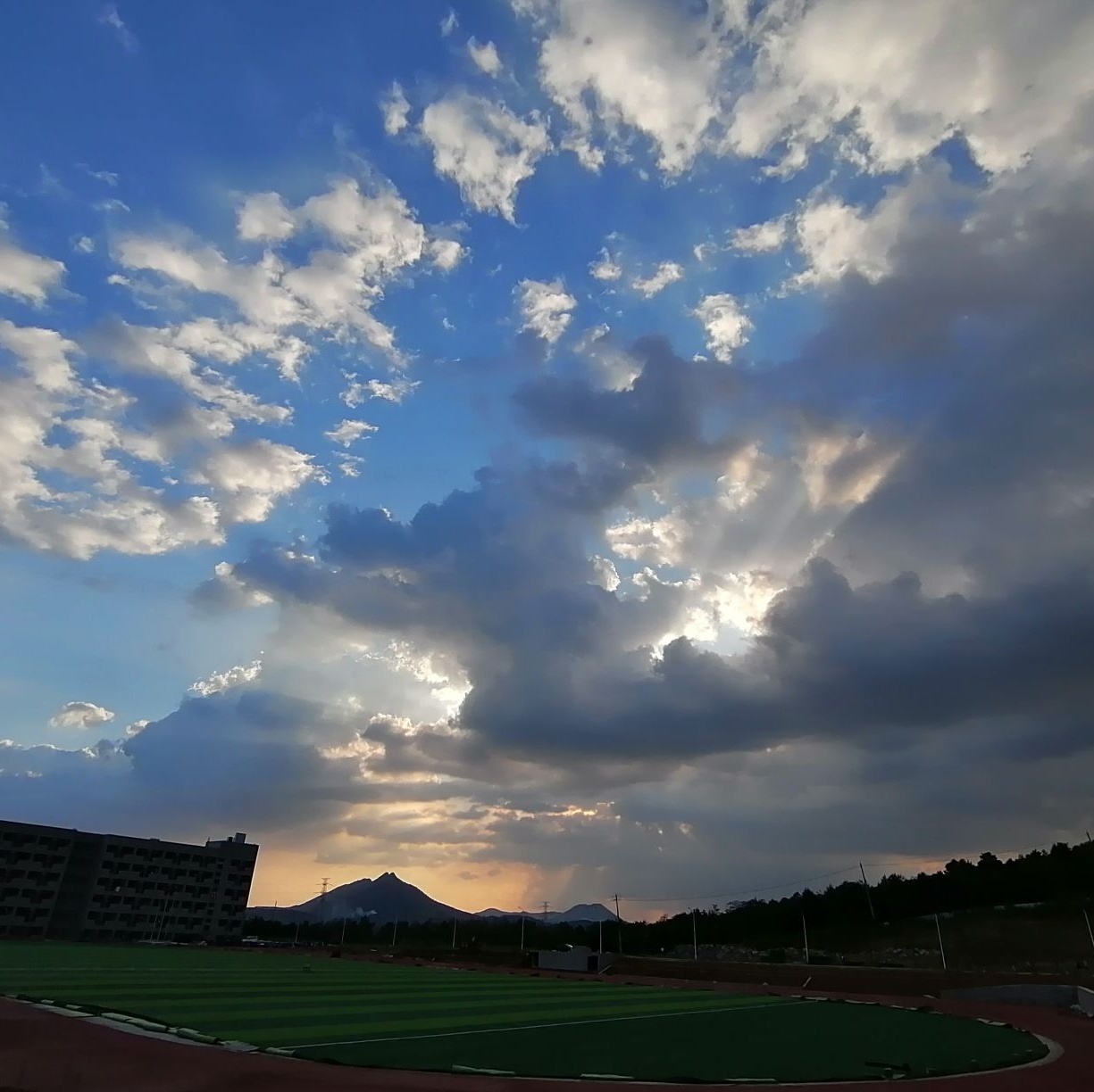 江苏大学京江学院