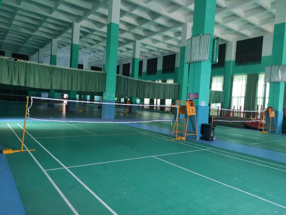 海南热带海洋学院体育馆-室内羽毛球场