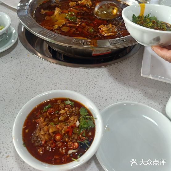 秦记敞开吃冷锅鱼(江油18店)