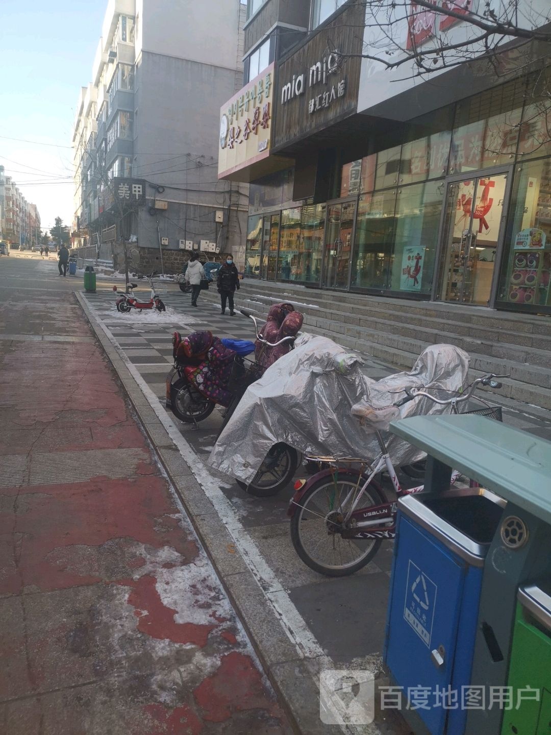 婴之谷游泳馆游le场
