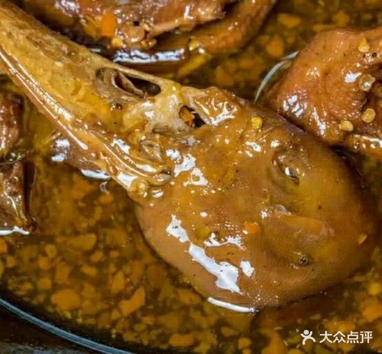 风岭火鸭火锅
