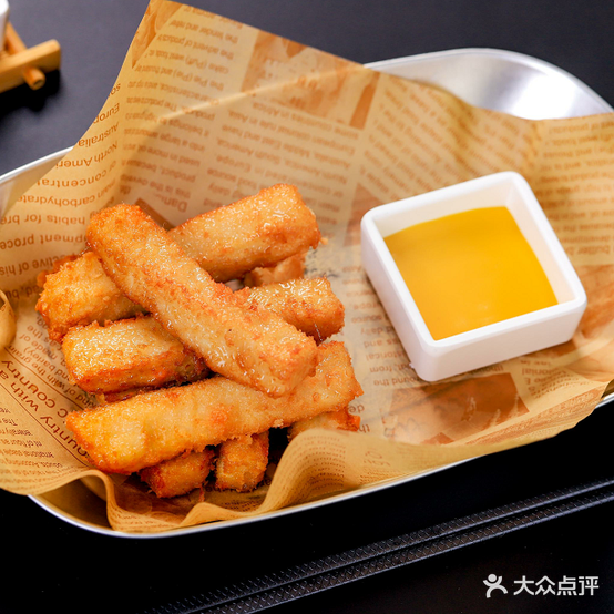 熊见见噜噜煲到沧总店