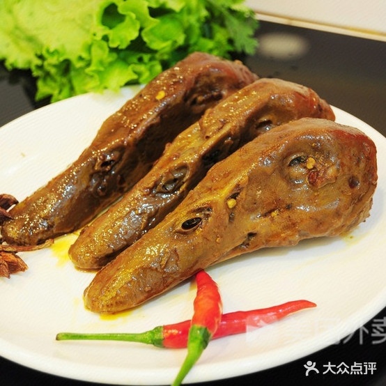 宏全周洪濑鸡爪(汇源商厦西)
